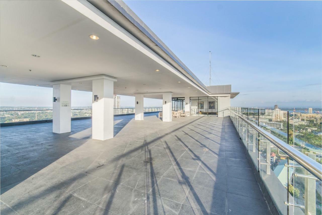 Free Netflix Condo Near It Park With 32-Inch Samsung Hdtv Cebu Buitenkant foto