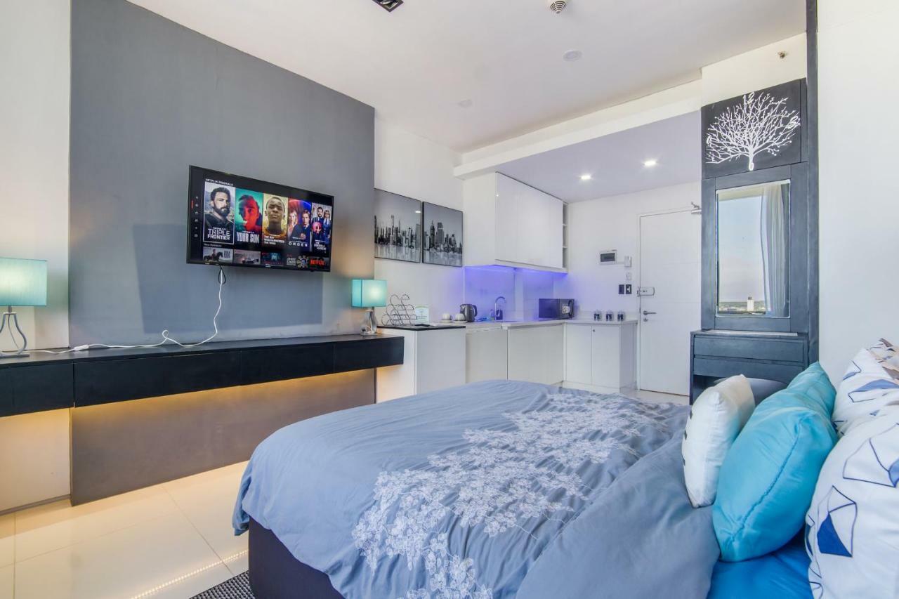 Free Netflix Condo Near It Park With 32-Inch Samsung Hdtv Cebu Buitenkant foto