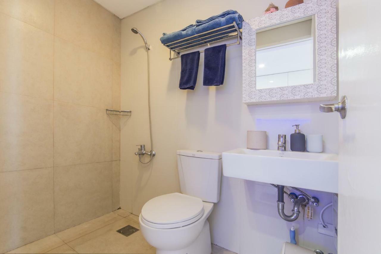 Free Netflix Condo Near It Park With 32-Inch Samsung Hdtv Cebu Buitenkant foto